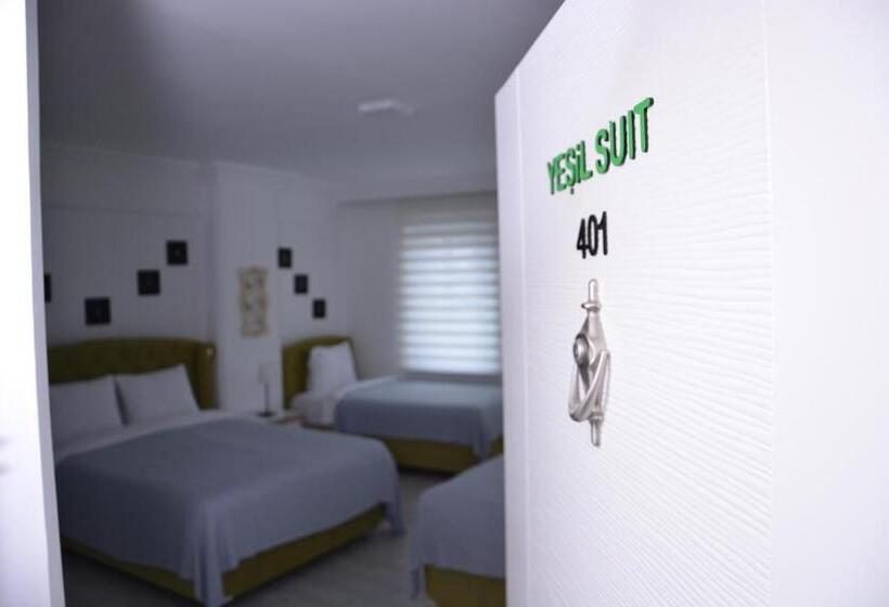 家庭套房, Bilge Suite