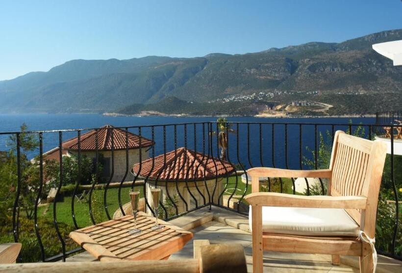 オーシャンビュースタンダードルーム, Mekvin Hotels Deniz Feneri Lighthouse