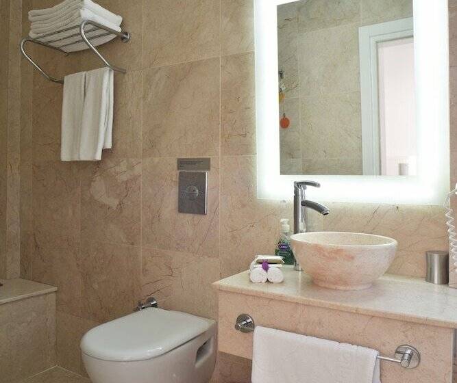 オーシャンビュースタンダードルーム, Mekvin Hotels Deniz Feneri Lighthouse