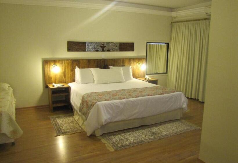 디럭스 룸, Pousada Shangri La