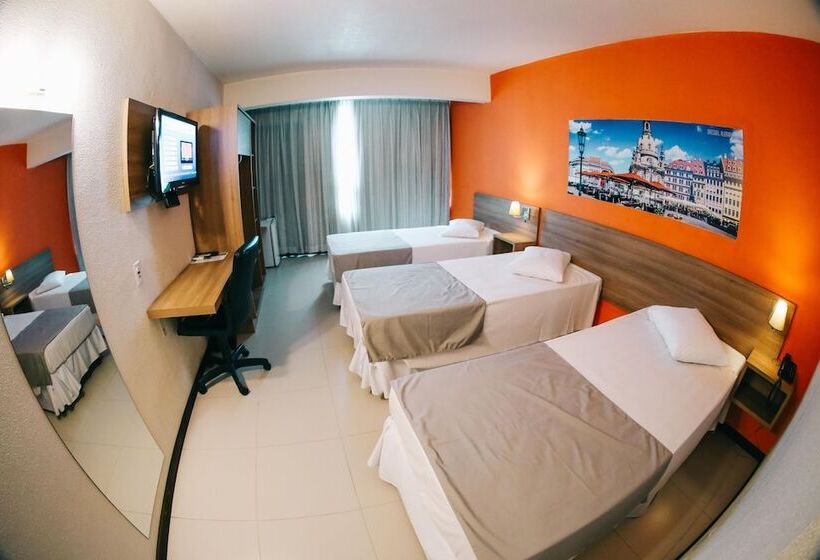 اتاق لوکس سه تخته, Tri Hotel Smart Criciuma