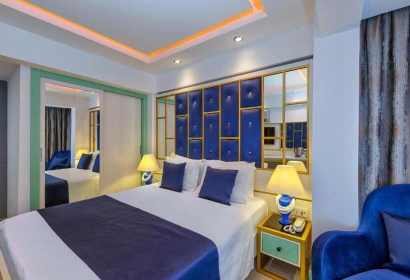 Номер Deluxe Вид на Море Боковой, Sea View