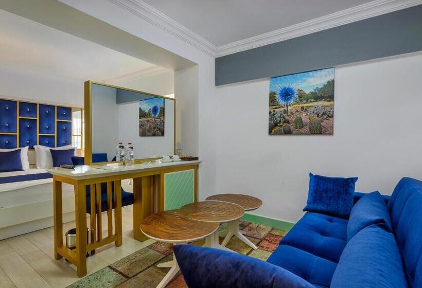 Номер Стандарт Вид на Горы, Sea View