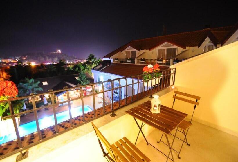 Номер Deluxe, Sea Breeze Hotel And Apartments