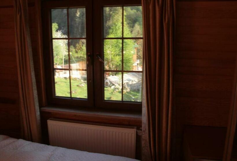 اتاق استاندارد, Ayder Umit