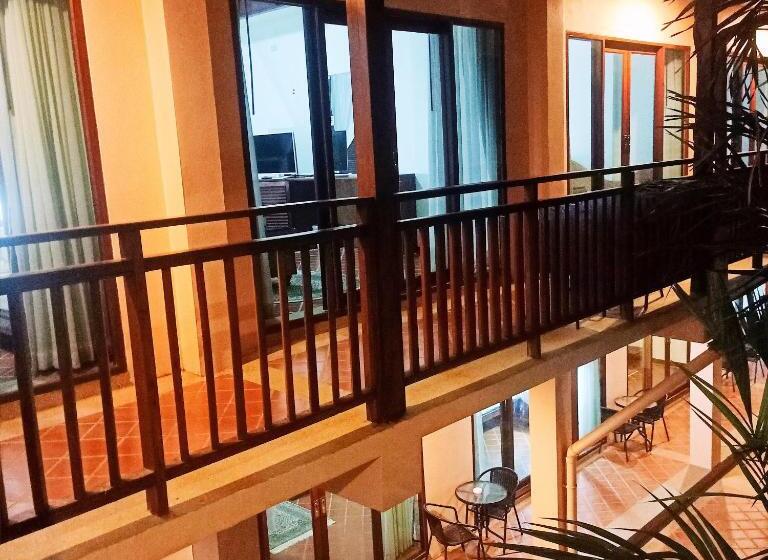 Трехместный Номер Стандарт Вид на Бассейн, Siam Tara Resort Chiangkhong