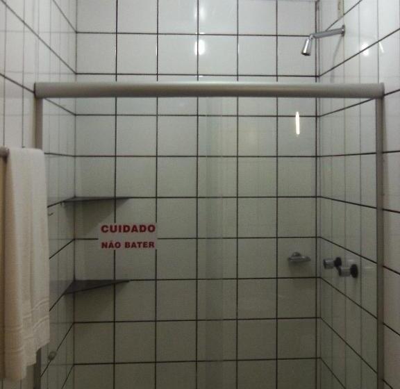 Quarto Triplo Estandar Vista Piscina, Taperapuan Praia