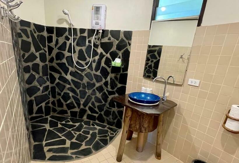 غرفة قياسية مطلّة علي الحديقة, Garden Resort