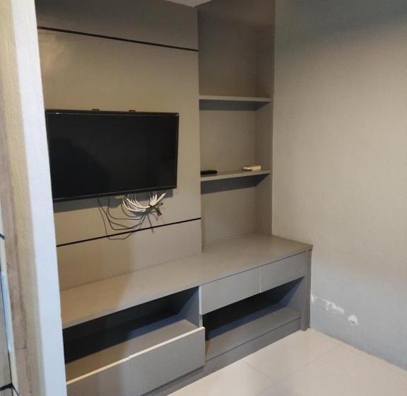 חדר דלוקס עם מיטת קינג, 9 Hostel