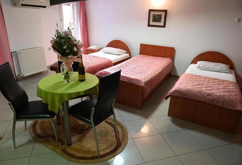 اتاق استاندارد چهار تخته, Apartments Imper   Imd