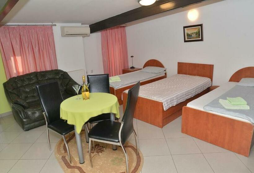 اتاق استاندارد چهار تخته, Apartments Imper   Imd