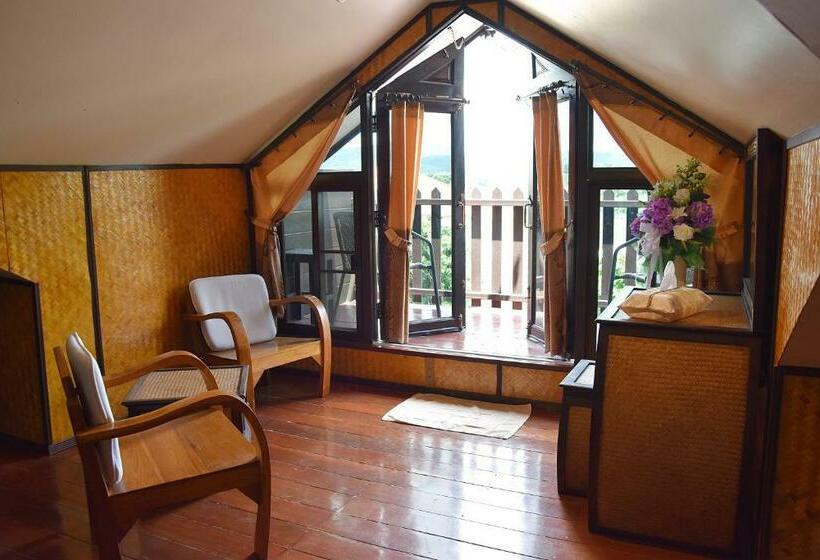 Полулюкс Вид на Горы, Homestay Chiang Rai