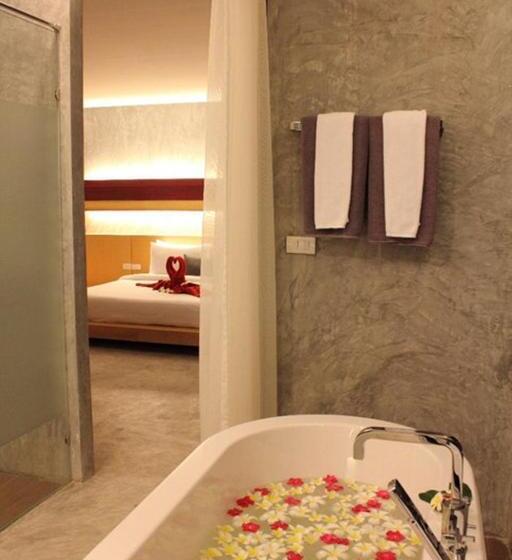 Suite Sea View, The Now Hotel   Sha Extra Plus