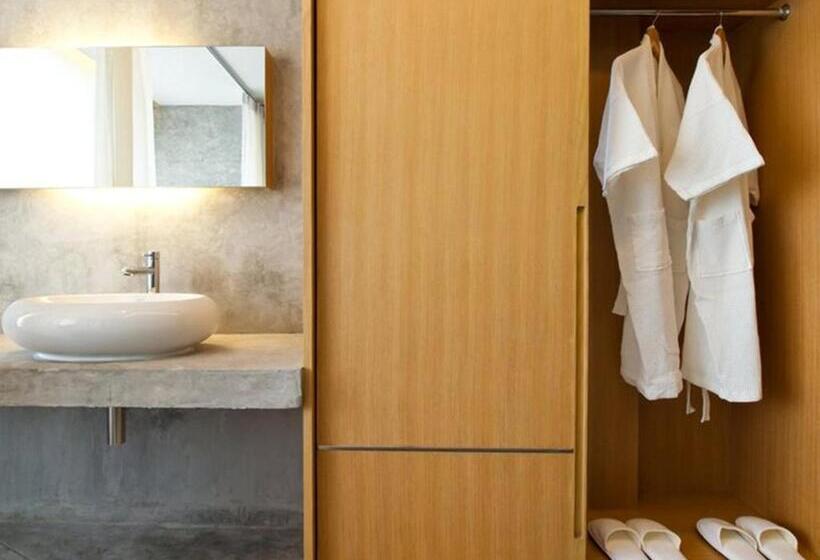 اتاق خانوادگی با چشم‌انداز دریا, The Now Hotel   Sha Extra Plus