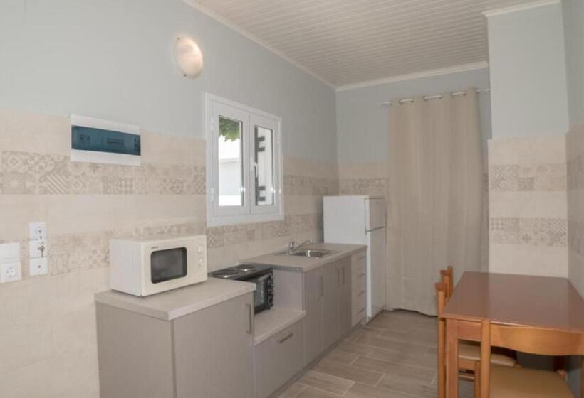 침실 1개 디럭스 아파트, Chandris Apartments