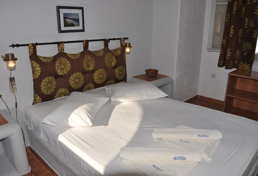 Номер Стандарт Вид на Бассейн, Quartano Suites By Heliessa, Adults Only