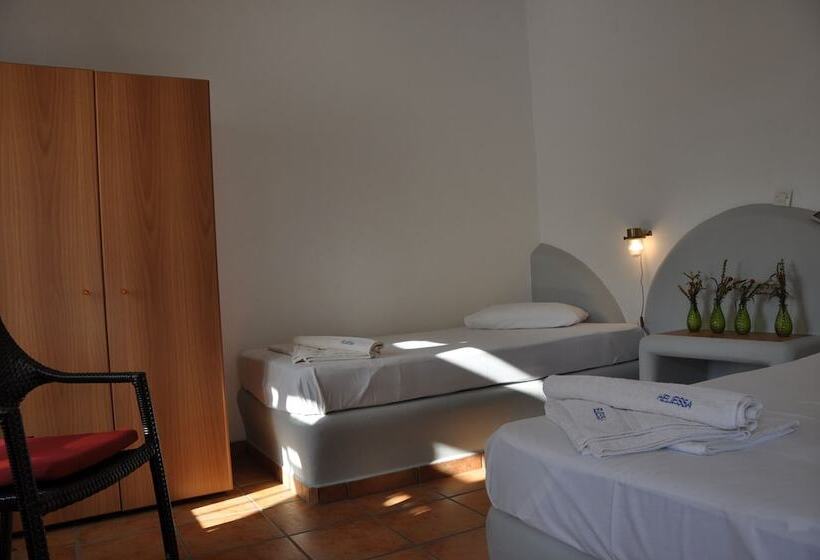 Четырехместный Номер Стандарт, Quartano Suites By Heliessa, Adults Only