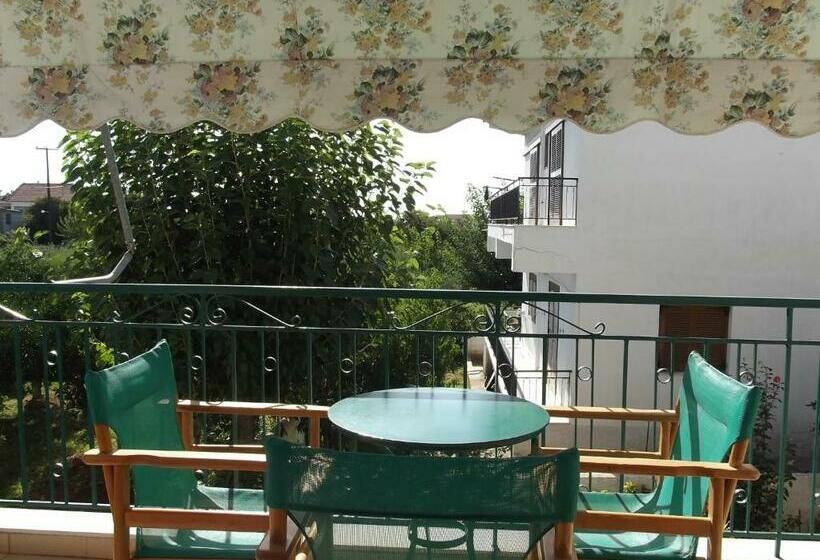 Апартаменты 1 Спальня, Maistreli Hotel Apartments
