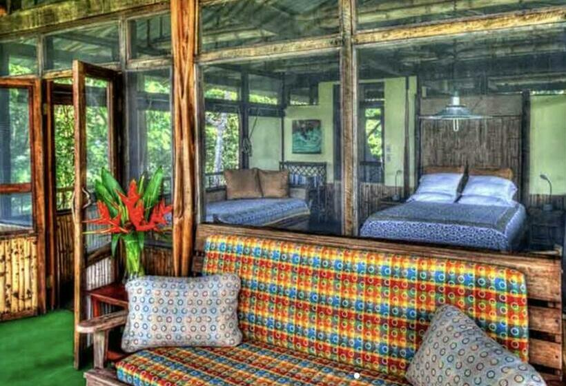 Вилла 1 Спальня, Iguana Lodge Beach Resort