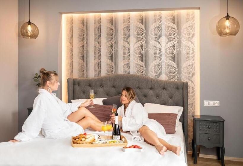 Номер Deluxe, Wine & Wellness Hotel Besední Dům