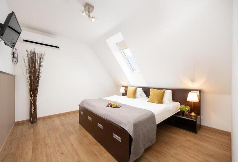 Номер Стандарт, Wine & Wellness Hotel Besední Dům