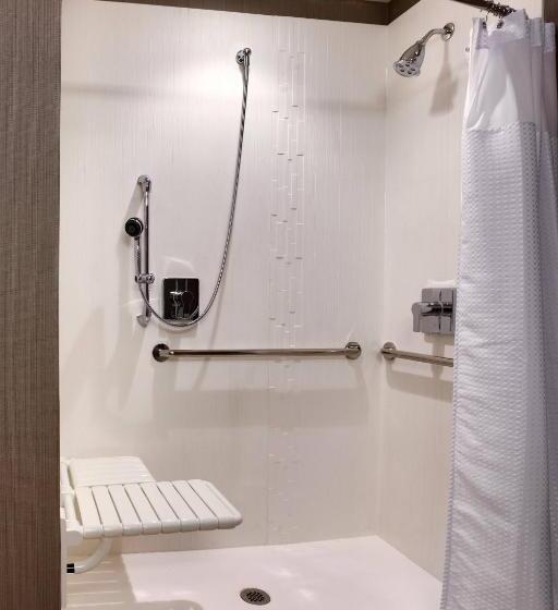 장애인을 위한 킹사이즈 침대 스탠다드 룸, Courtyard By Marriott Denver North/westminster