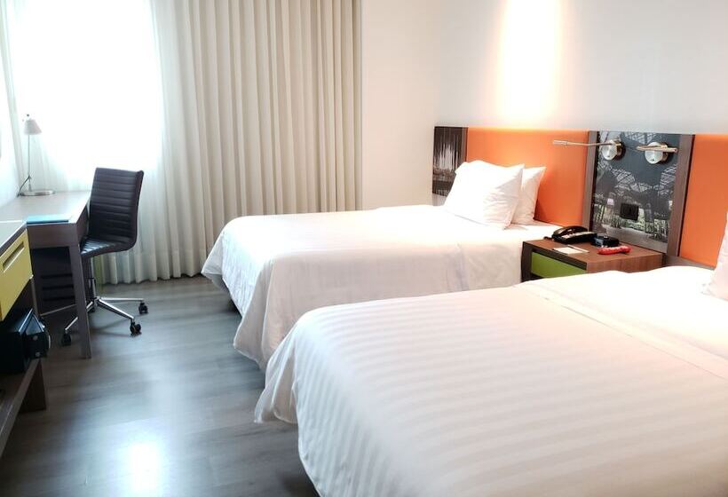 标准间, Hampton By Hilton Medellin