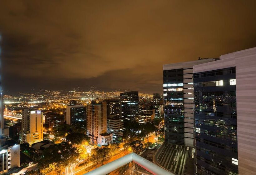 标准间, Hampton By Hilton Medellin