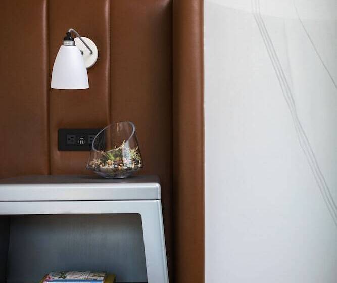 스탠다드 룸, Indigo Old Town Alexandria, An Ihg