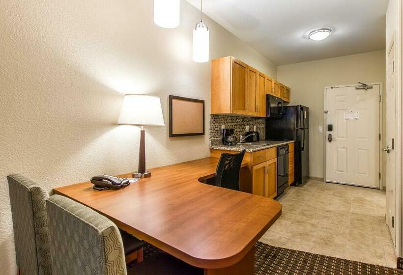 스위트, Mainstay Suites Stanley