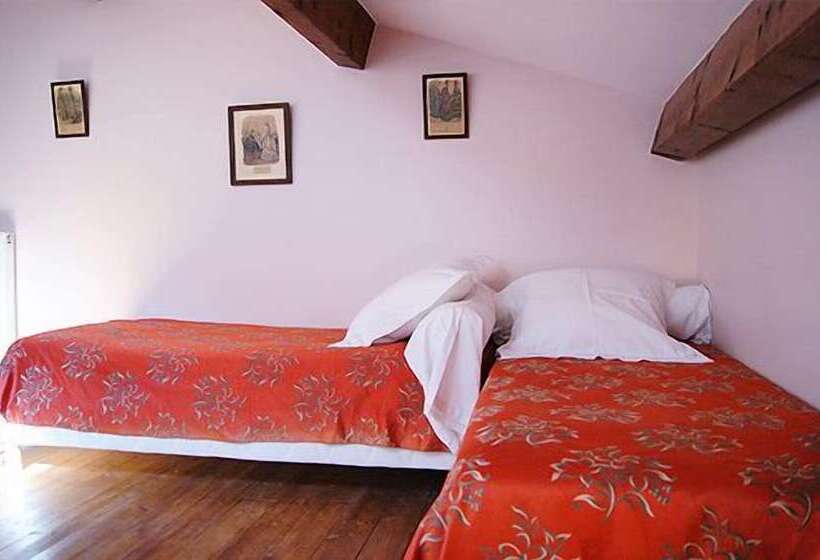 4인용 스탠다드 룸, Logis Hotel   Restaurant La Marbrerie