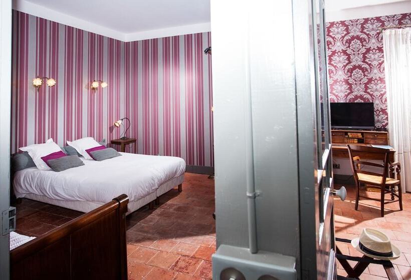 스위트, Logis Hotel   Restaurant La Marbrerie