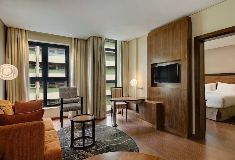 Полулюкс, Protea Hotel By Marriott Ikeja Select