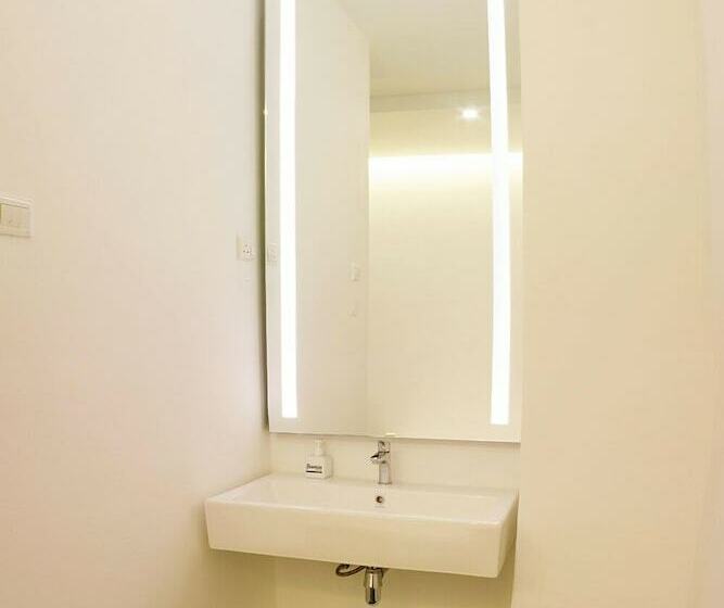 Номер Стандарт, Roomies Suites