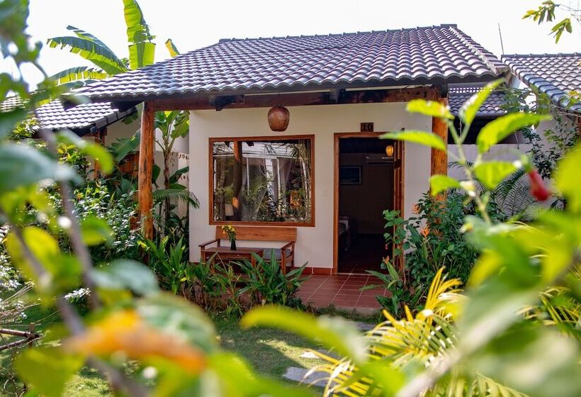 بنگله خانوادگی, La Casa Resort