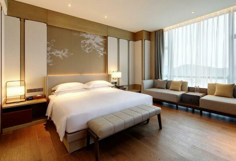Президентский Люкс, Dongguan Dongcheng International Hotel   Free Shuttle Bus To Canton Fair Exhibition Center During Ca
