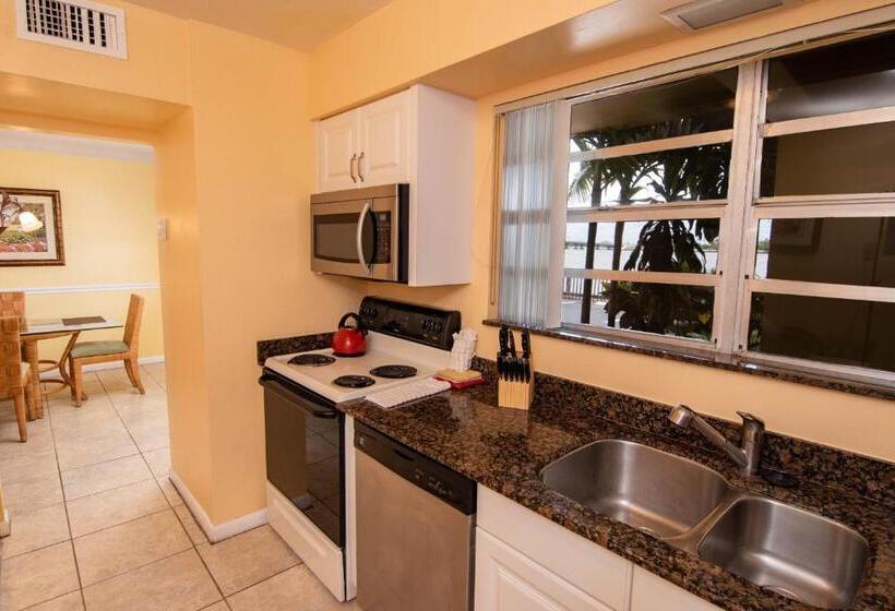 침실 1개 아파트, Palm Beach Waterfront Suites