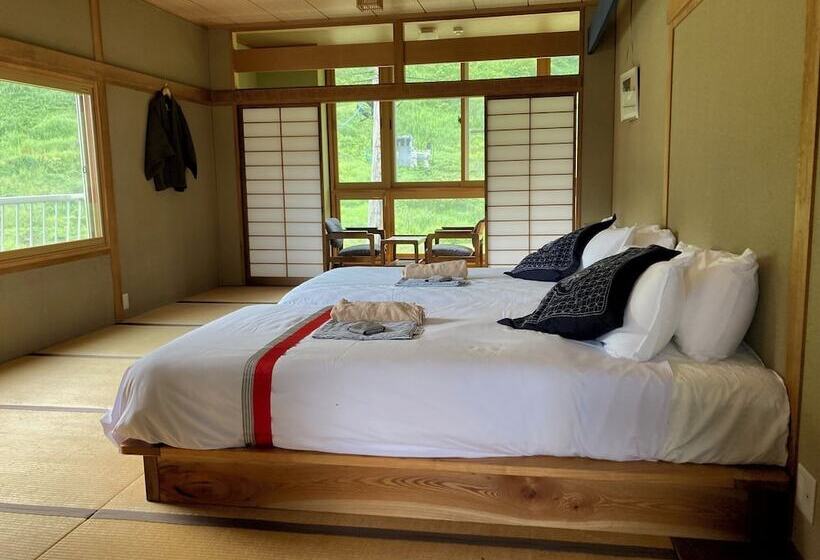 Номер Basic, Komatsuya Seki Onsen