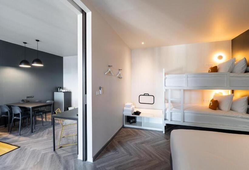 스탠다드 룸 킹사이즈 침대, Newly Opened   Blu Monkey Hub And Hotel Krabi Town