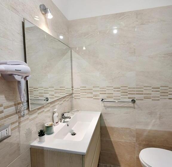 Четырехместный Номер Стандарт, Pietrapantone B&b