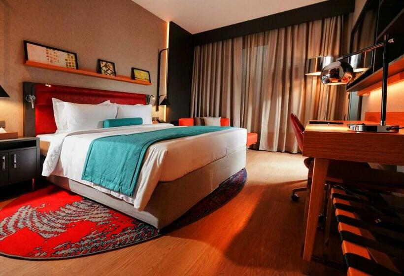 스탠다드 룸 킹사이즈 침대, Ramada Encore Al Khobar Corniche