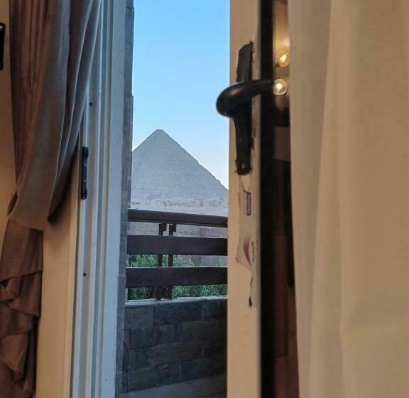اتاق لوکس سه تخته, Solima Pyramids View