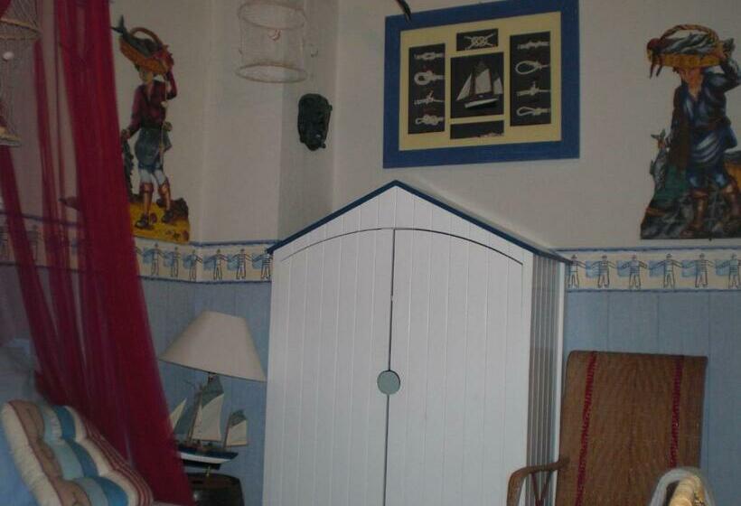 Номер Стандарт, Chambres D Hotes La Maison Bleue