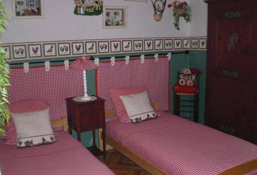 Четырехместный Номер Стандарт, Chambres D Hotes La Maison Bleue