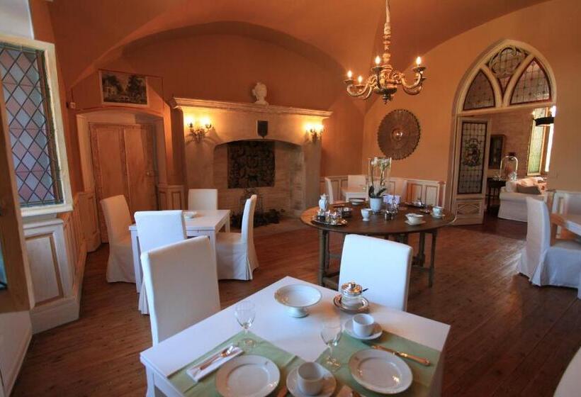 اتاق استاندارد, Domaine Du Buc, Le Chateau