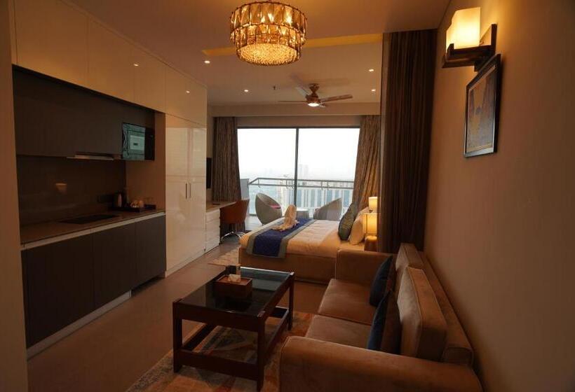 اتاق استاندارد با تخت بزرگ, Livbox At Supernova