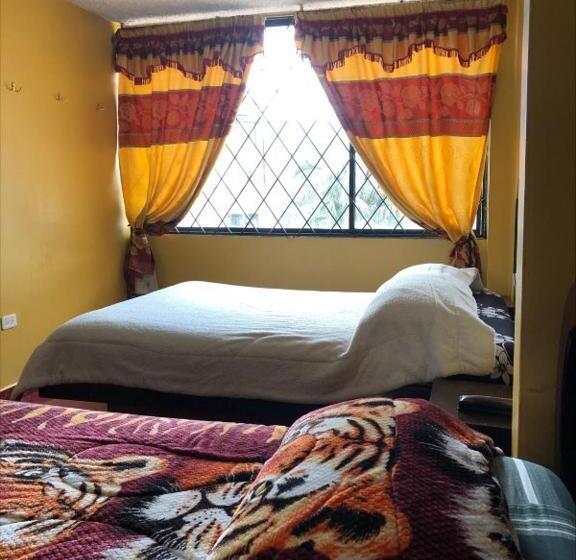 Номер Стандарт, Hostal Quito Nayla
