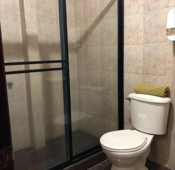 Номер Стандарт, Hostal Quito Nayla