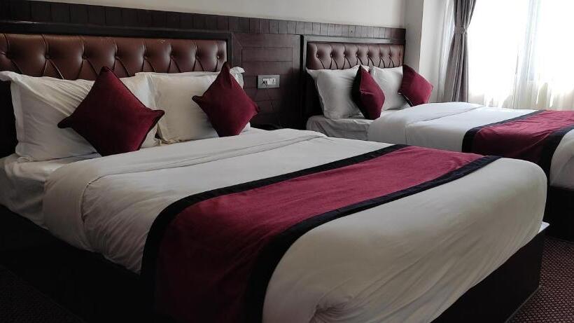 Quarto Deluxe, De Universal
