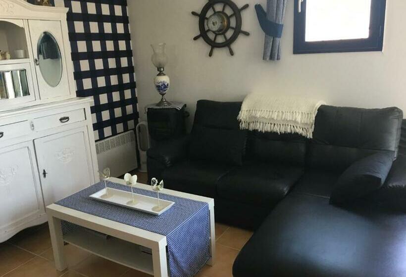 Студия Стандарт, Maison Des Vignes
